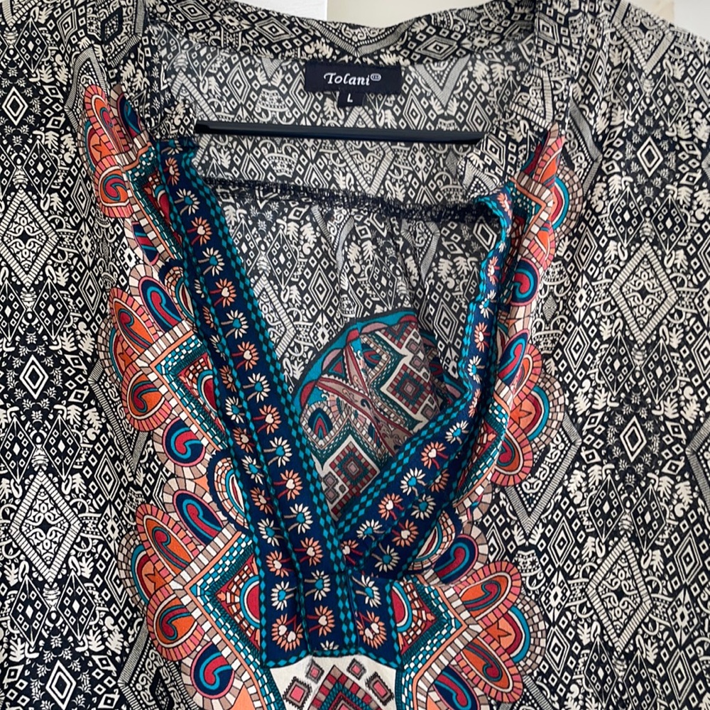 Tolani tunic. Worn once